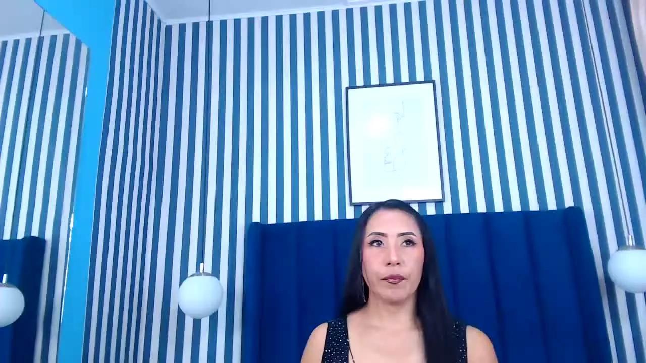 Vivivenne54 on Streamray 