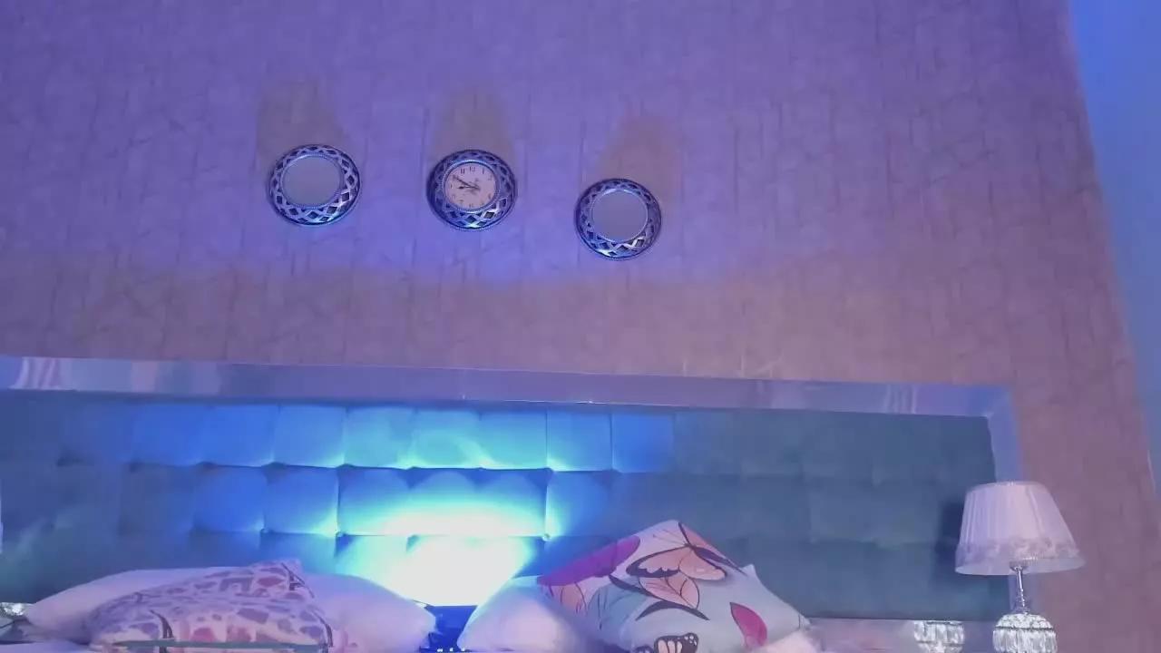 ZoeJohnson on Streamray 