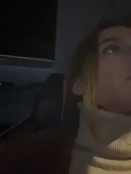 -AngelAri-