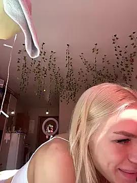 Freechat -Sexy_Barbie- on StripChat