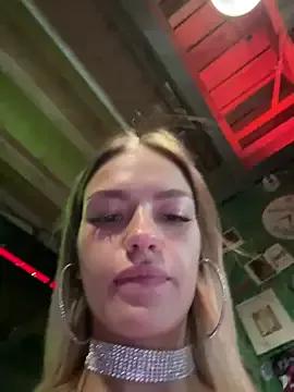 Freechat -Sexy_Barbie- on StripChat