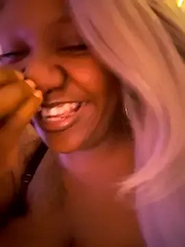 6lue6a6y69 on StripChat