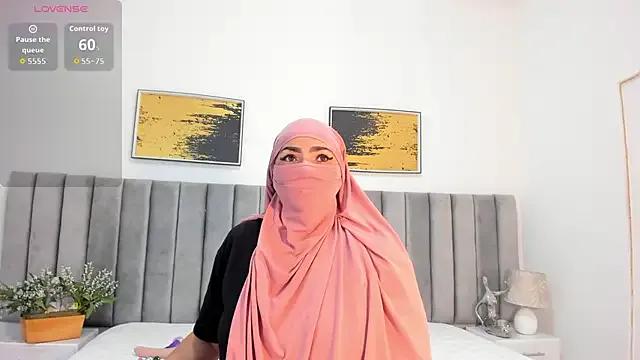 Discover _naylaa_, she wants to masturbate for you _naylaa_ from StripChat