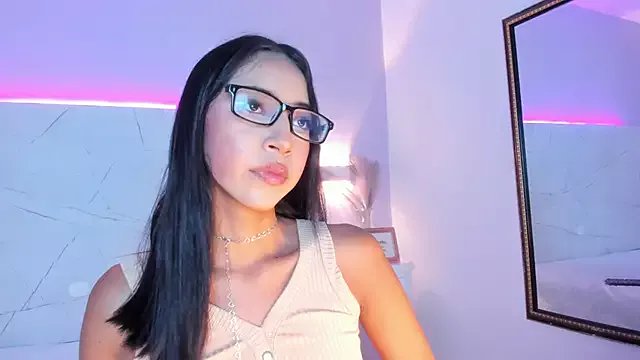 Freechat AbrilBrent on StripChat