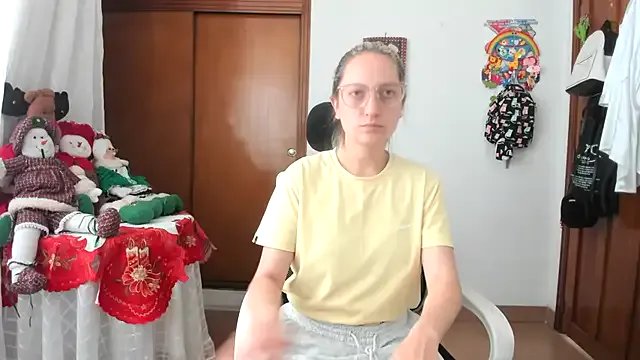 Adele_johnsonn1 on StripChat