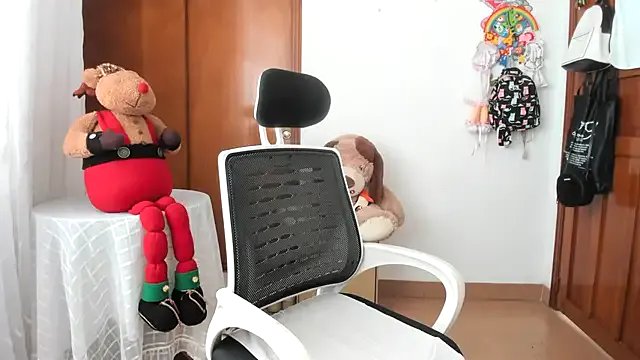 Adele_johnsonn1 from StripChat