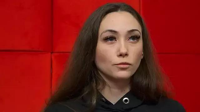 AliceMunro on StripChat 
