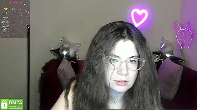 Alicia_redfollow on StripChat 