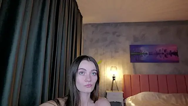 alisonita_ — Spread Pussy