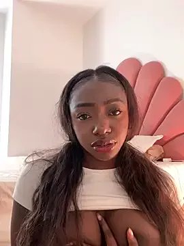 Freechat alissradiante1 on StripChat