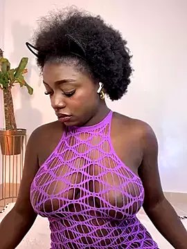 Freechat alissradiante1 on StripChat