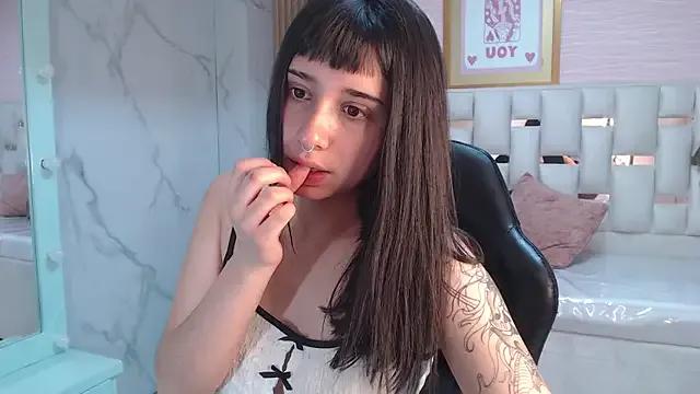 Watch Allyssa_bellini_s, she wants to masturbate for you allyssa_bellini_s from StripChat