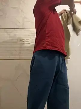 ALWAYSHORNYDADDY — Tips make this fun even hotter