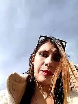 Freechat Alysson-- on StripChat