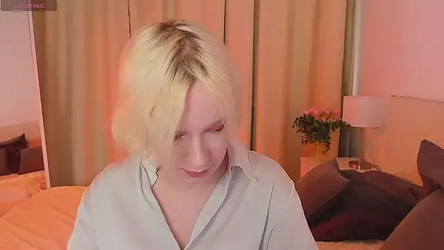 Amanda_Brow on StripChat 