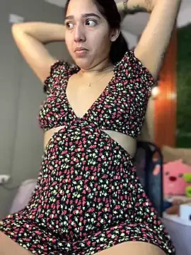 Amandanauty on StripChat