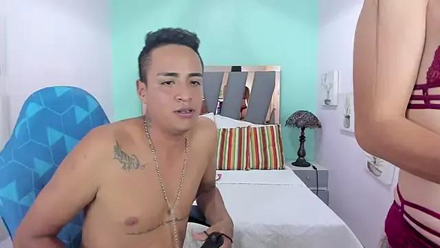 Amber_And_Luke on StripChat 