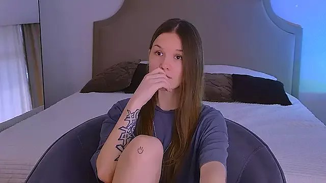 Amber_Rogers on StripChat