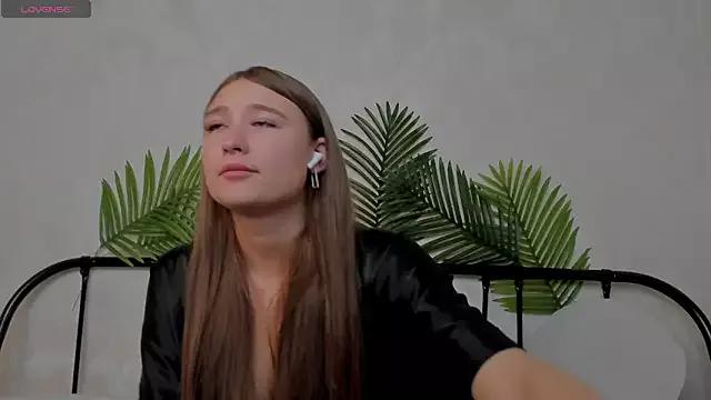 AmmyH1ll on StripChat 