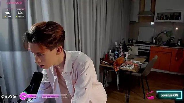 AndrewwCarter2 on StripChat