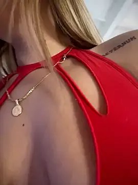 AngelBlushXXX from StripChat