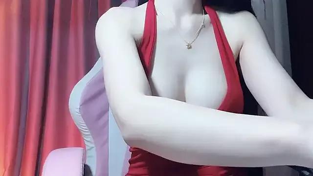 Discover AngleZii, she wants to masturbate for you AngleZii from StripChat