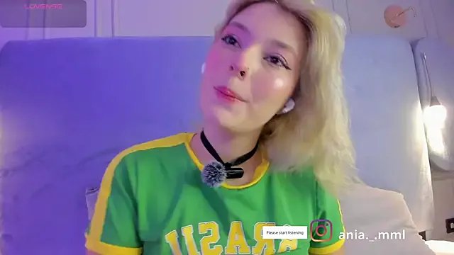 Freechat Ania_jones on StripChat