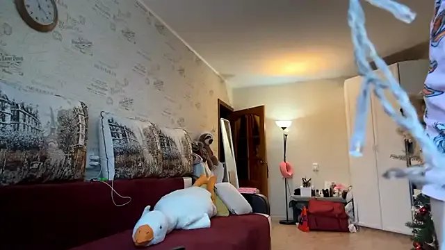 AnjaEmmlck — Make me stand up and turn around::