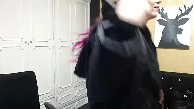 AnnieSoul on StripChat 
