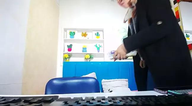 AnnieSoul on StripChat 