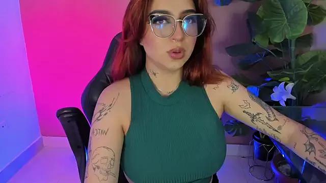 AnnikaMerliahh_ on StripChat 