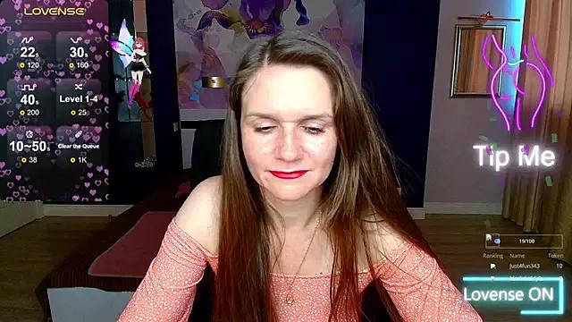 AriaGray on StripChat 