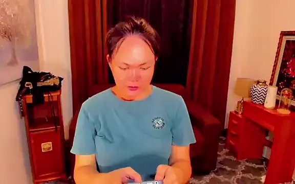 AsianHotieTS on StripChat