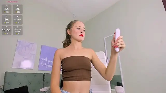 azahaara__ from StripChat