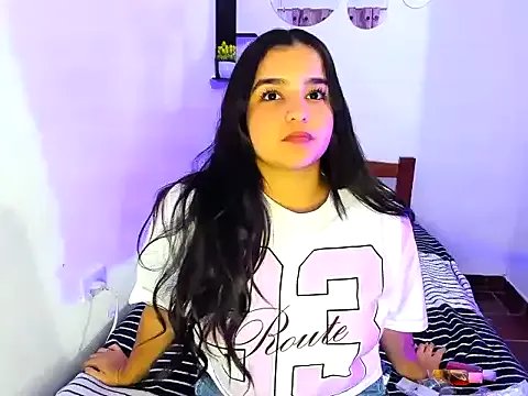 Babyhoney18 — naked