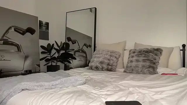 Freechat babymalaya on StripChat