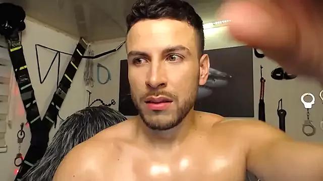 bayronfit on StripChat 