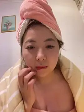 bibi347127 on StripChat