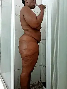 Bigboobsbooty from StripChat