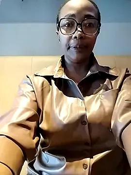 BigBootySimbax on StripChat 