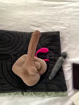 Private BigRound-Bootayy on StripChat