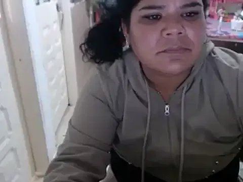 Freechat Boycuriousxxx on StripChat