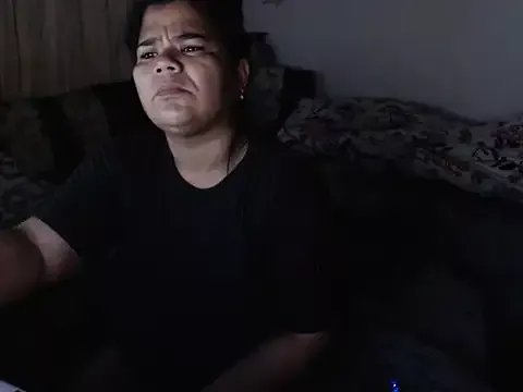 Freechat Boycuriousxxx on StripChat