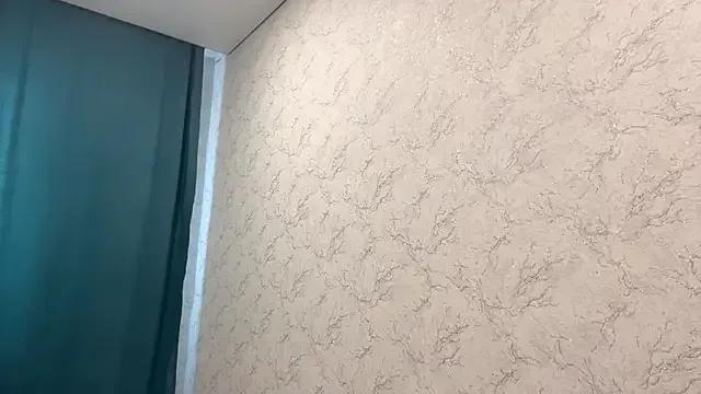 Explore StripChat's CarolannSide CarolannSide from StripChat