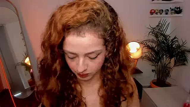 Cassandra_Caiin on StripChat 