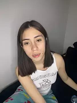 Private Catyloves on StripChat