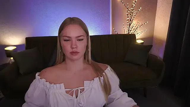 CelesteNoir on StripChat 