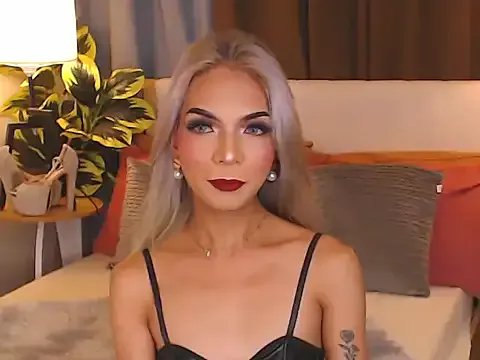 CelestinaMarquez0427 on StripChat