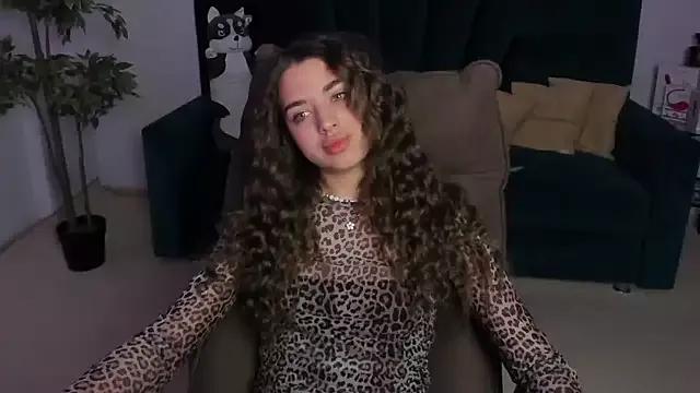 CharleneWoods on StripChat 
