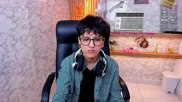 Discover StripChat's CharlieTaylor__ CharlieTaylor__ from StripChat